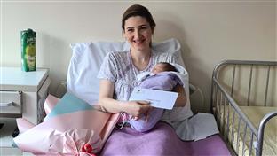 Добој - дарована прворођена беба у Новој години