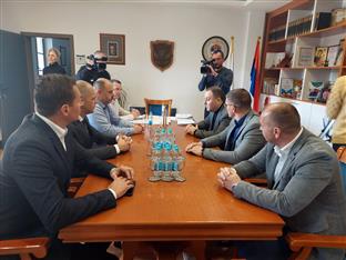 Република Српска - Вишеград - друштво