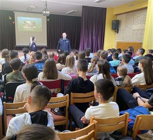  Република Српска - Козарска Дубица - полиција - предавање