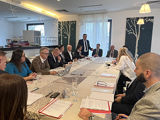 Република Српска - Козарска Дубица - центар за едукација