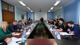 Добој - жељезнички саобраћај - безбједност - кампања "Опрезни пазе на пружне прелазе"