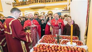 Прњавор - Васкршња литургија 