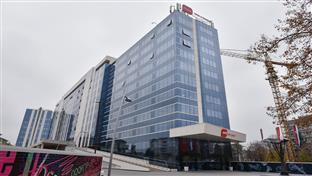 Бањалука - М:тел  - зграда