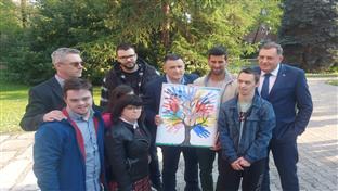 Бањалука -  "Даун синдром центар", Ђајић -  Ђоковићу уручено "Дрво живота"