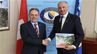 Сарајево - Хелез,Хун