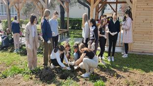 Добој - чишћење и уређење школских дворишта