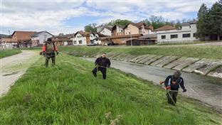 Лопаре - уређење ријечног корита Гњице