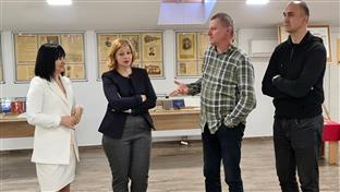 Добој - отворена изложба "Срце се светој речи отвори"