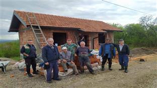 Дервента - хуманост - радови на уређењу куће 