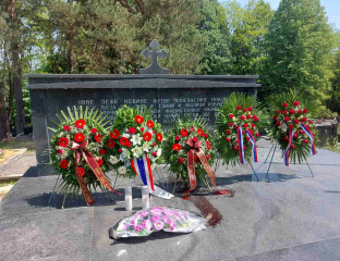 Бањалука - Глина -православно гробље-спомен-костурница 