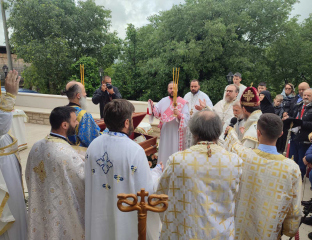 Tребиње - архијерејска литургија - манастир Светог Василија у Мркоњићима
