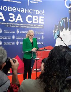 Београд - отворена изложбена поставка Србије "Играј за човјечанство! Наука за све"