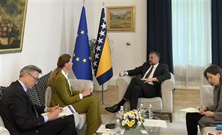 БиХ - УН - Конаковић, Мекдоналд