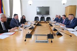 БиХ - пољопривреда - Кошарац, Минић, Хрњић