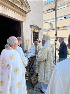 Шибеник - епископ Никодим - архијерејска литургија