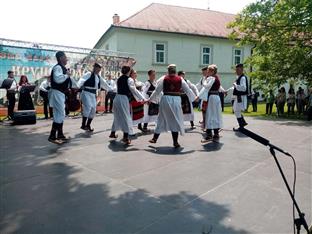 Србија - "Крушедолска звона" - манифестација