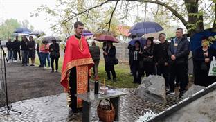 Брод - мјесна заједница Лијешће - парастос за осам бораца Војске Републике Српске