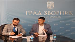 Зворник - потписан уговор о реализацији пројекта "Пријатељи породице" - Томић,Дакић