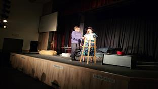 Пале - хуманитарна представа "Женски времеплов" 