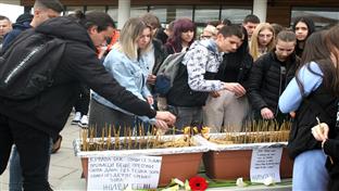 Приштина - одата почаст страдалим из Београда