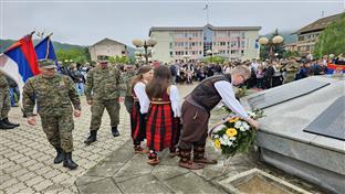Угљевик - Дан Војске Републике Српске - парастос и полагање вијенаца - 