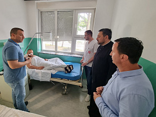 Република Српска - Tребиње - саобраћајна несрећа - Ћурић посјетио повријеђене 