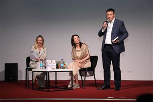 Република Српска - Бањалука - књижевно вече са Јеленом Бачић Алимпић