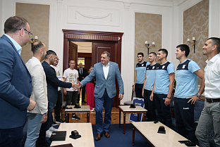 Република Српска - Бањалука - Додик - одбојкаши и фудбалери из Бијељине 