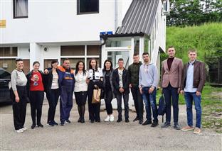 Република Српска - Језеро -  Фондацијa "Српска кућа"