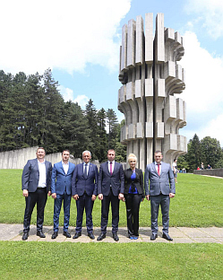 Република Српска - Битка на Козари - сјећање - Селак,Торбица