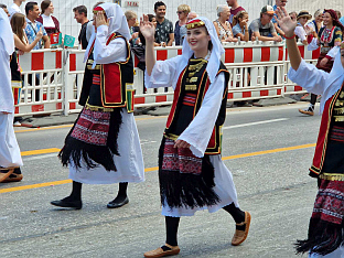  Њемачка - КУД "Соко" - дефиле 