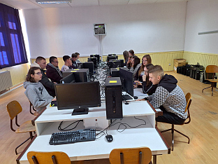 Република Српска - Шамац - средња школа - рачунари - донација