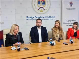 Република Српска - Министарство породице - волонтери