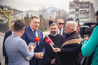 Црна Гора - Република Српска - Додик - новинари