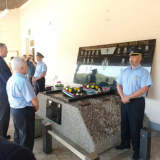Република Српска - Нови Град - спомен обиљежје за 22 жељезничара- полагање вијенаца