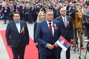 Бањалука - Дан побједе - полагање вијенаца