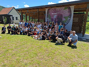 Република Српска - Крупа на Уни - ЈУ "Башта сљезове боје"