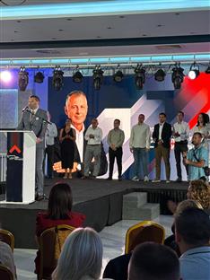 Република Српска - Бањалука - "Својим путем"