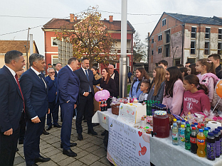 Република Српска - Дервента - хуманост