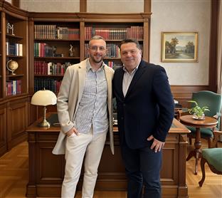 Република Српска - Уједињена Српска