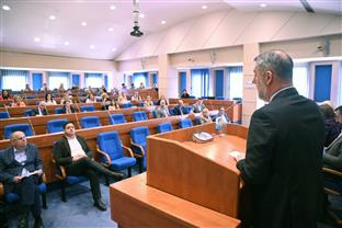 Република Српска - Народна скупштина - стручна расправа