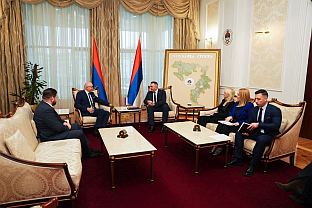 Република Српска - Словачка - Минић, Хлобен