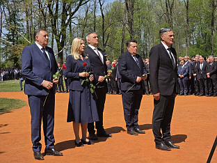 Република Српска - Доња Градина - култура сјећања - полагање вијенаца