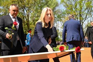 Република Српска - Доња Градина - култура сјећања - Цвијановић