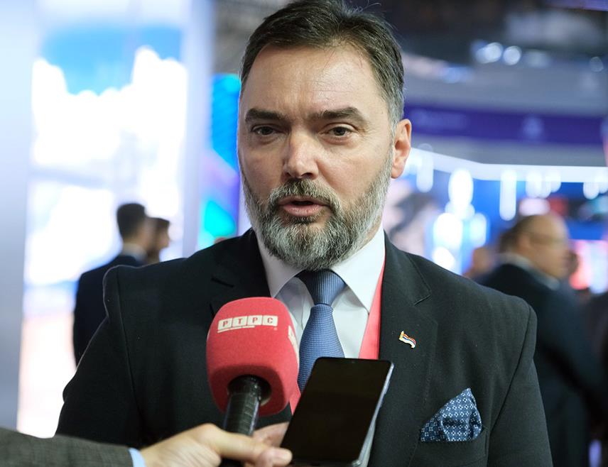 МОСКВА, 12. ОКТОБРА /СРНА/ - Замјеник предсједавајућег Савјета министара Сташа Кошарац.