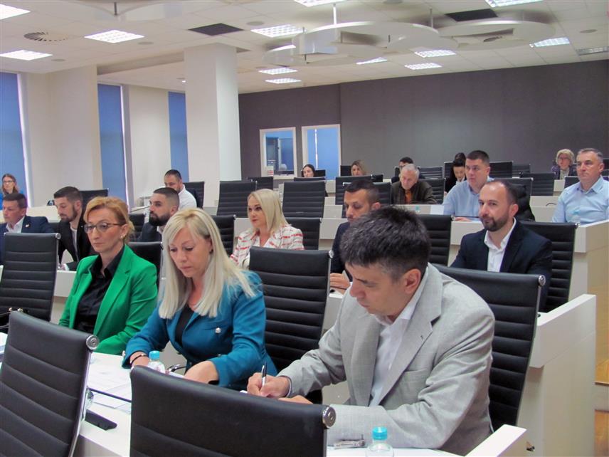 ИСТОЧНО САРАЈЕВО, 18. ОКТОБРА /СРНА/ - Скупштина општине Источно Ново Сарајево- сједницa.