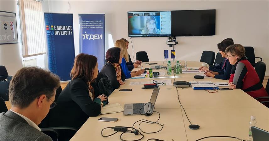 САРАЈЕВО, 19. ОКТОБРА /СРНА/ -На седмом састанку Пододбора за иновације, информационо друштво и социјалну политику између ЕУ и БиХ, који је данас одржан у Сарајеву путем видеоконференције, оцијењено је како је ово добра прилика да се у вријеме припрема за објаву Годишњег извјештаја Европске комисије о БиХ размијене информације о напретку.