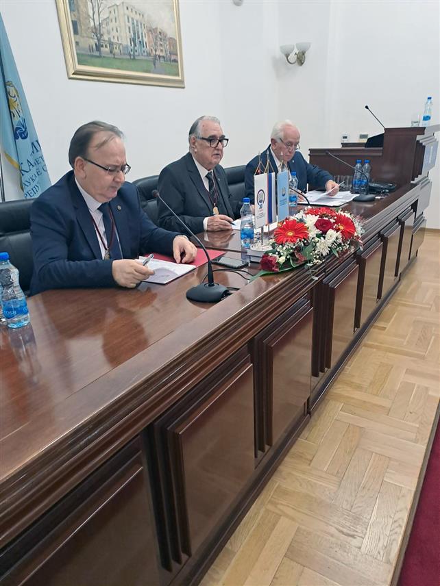 БАЊАЛУКА, 20. ОКТОБРА /СРНА/ - Свечана сједница Скупштина Академије наука и умјетности Републике Српске /АНУРС/ поводом 30 година од оснивања АНУРС одржана је данас у Бањалуци.