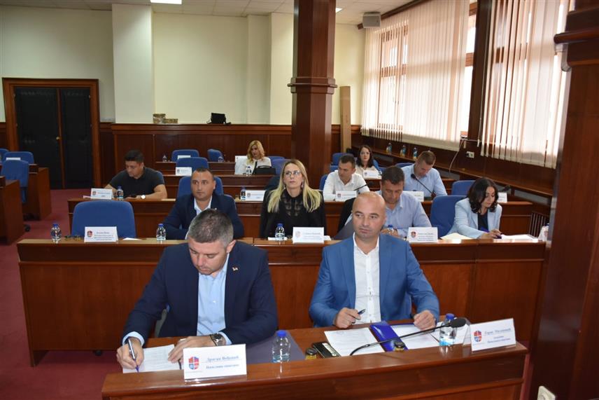 МРКОЊИЋ ГРАД, 20. ОКТОБРА /СРНА/ - Сједница Скупштине општине Мркоњић Град.