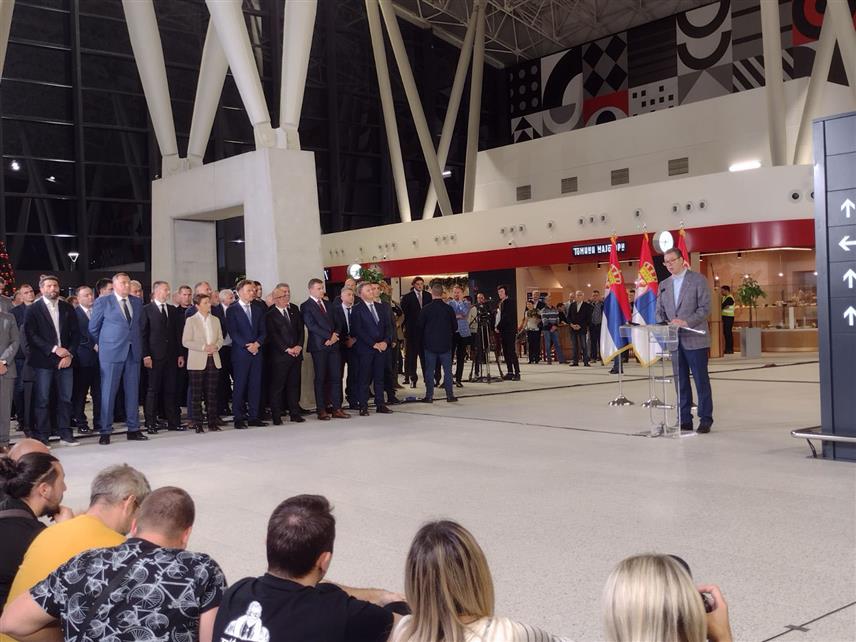 УЖИЦЕ, 20. ОКTОБРА /СРНА/ - У Београду је почела церемонија свечаног отварања новоизграђене главне жељезничке станице Београд центар у Прокопу, којој присуствују предсједник Србије Александар Вучић и предсједник Републике Српске Милорад Додик.